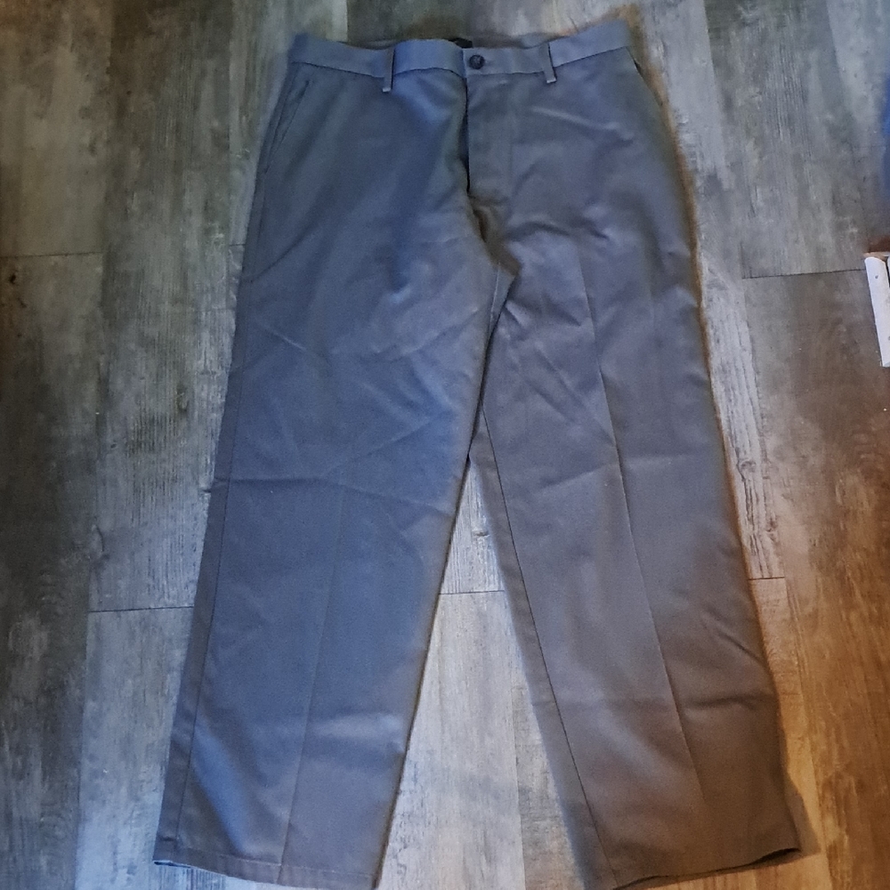 Dockers Signature Khaki Pants